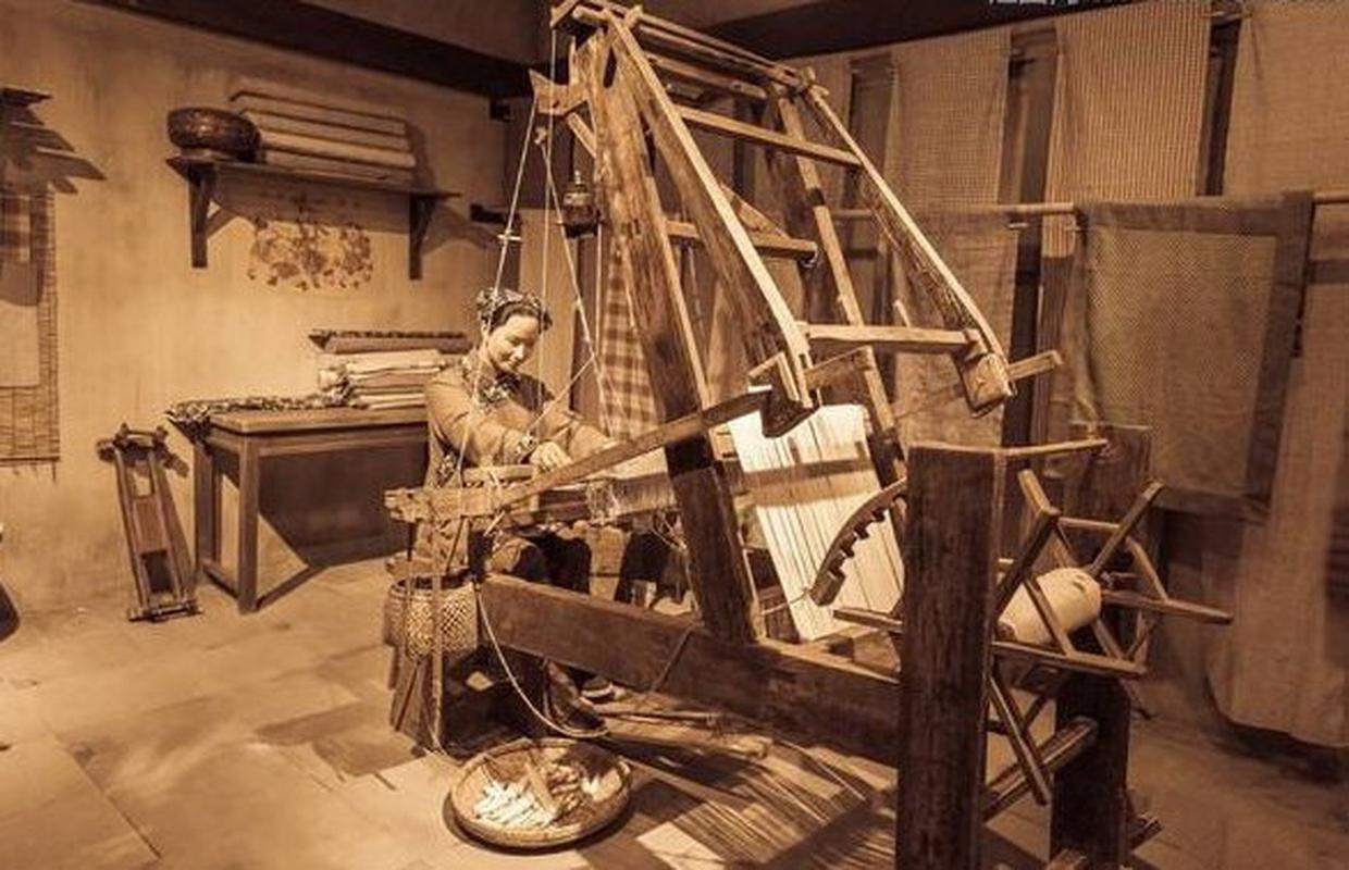 纺织机加捻和假捻的区别 纺织机加捻和假捻的区别