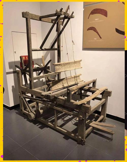 古代织布机的构造